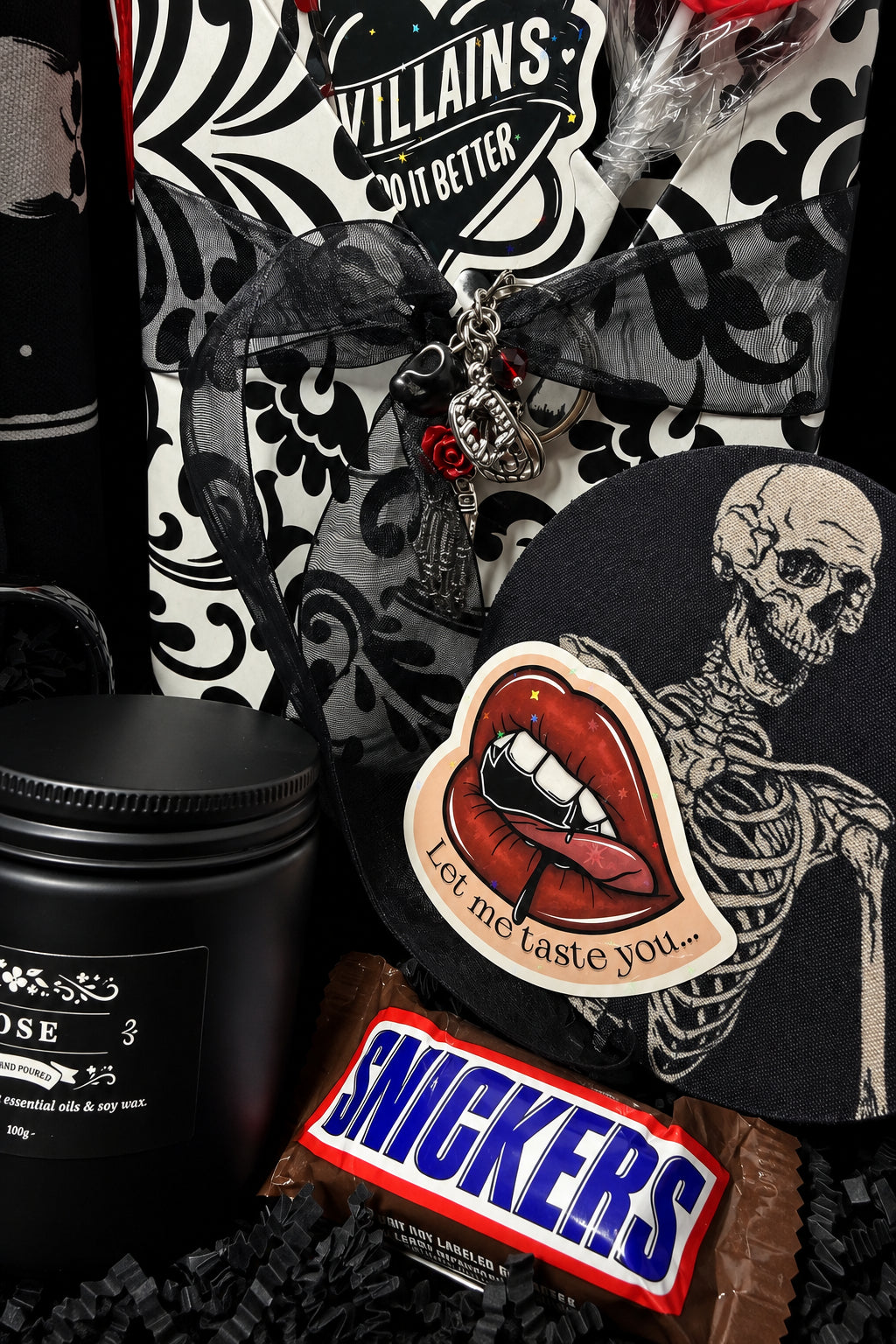 Horror Romance Book Box: Horror Theme, Dark & Spicy Books, Merch